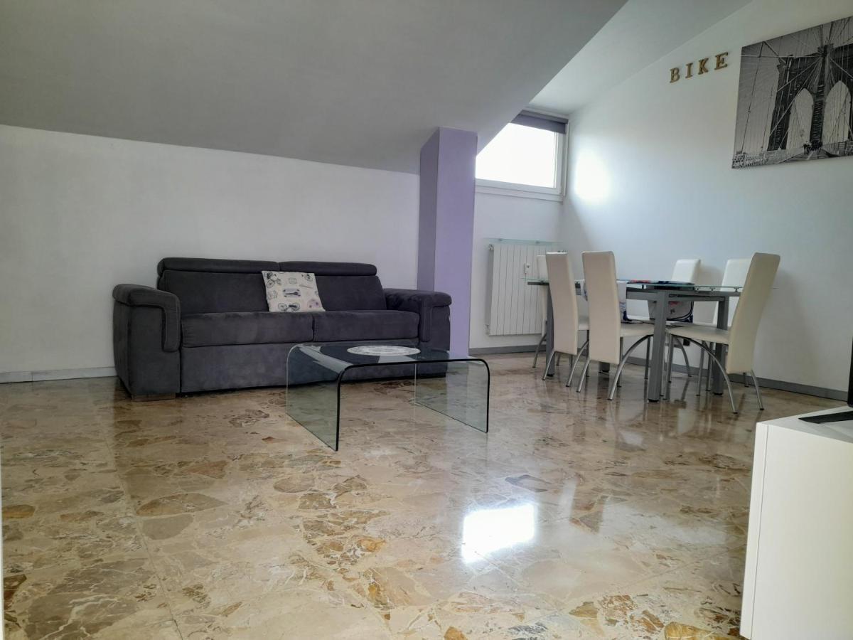 Bike House "Silver" Seriate Ngoại thất bức ảnh